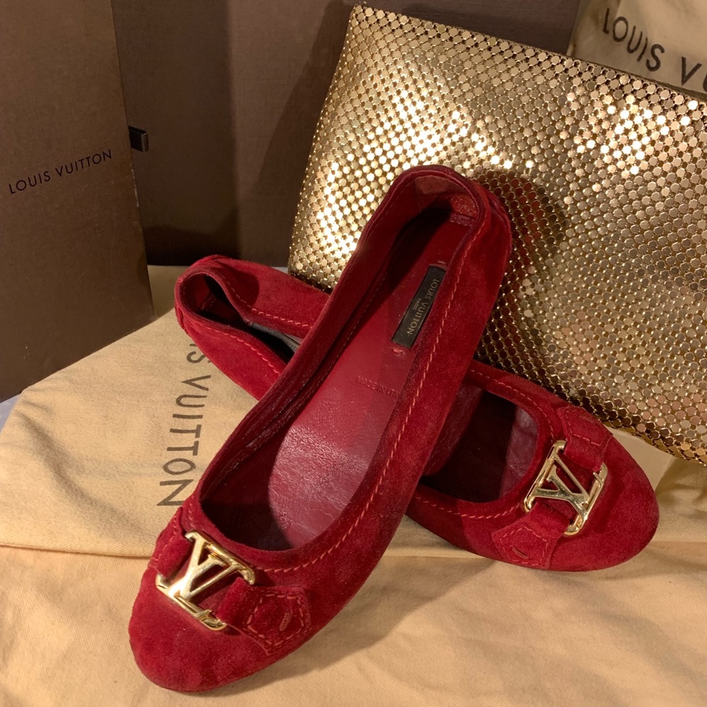 Authentic red suede Louis Vuitton Ballet Flats